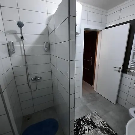 アパート Stan Na Dan Apartman Vidovic